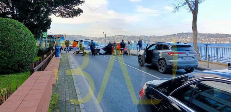 Çubuklu sahilinde polis aracı kazası